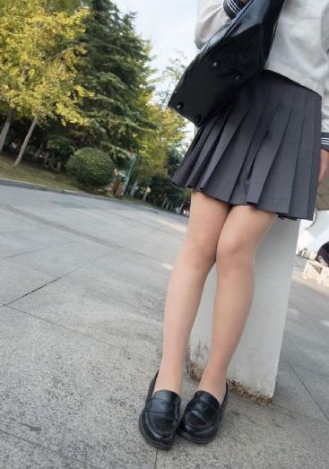 她在她老公面前被耍了_BD韩语电影完整版在线观看